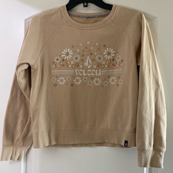 Volcom Crew - Picture 2 of 9